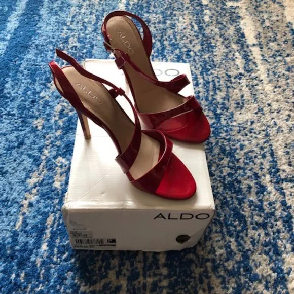 Aldo Size 8 Red High Heel dress shoes - Picture 3 of 3
